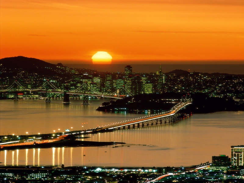 The Setting Sun over San Fr.jpg