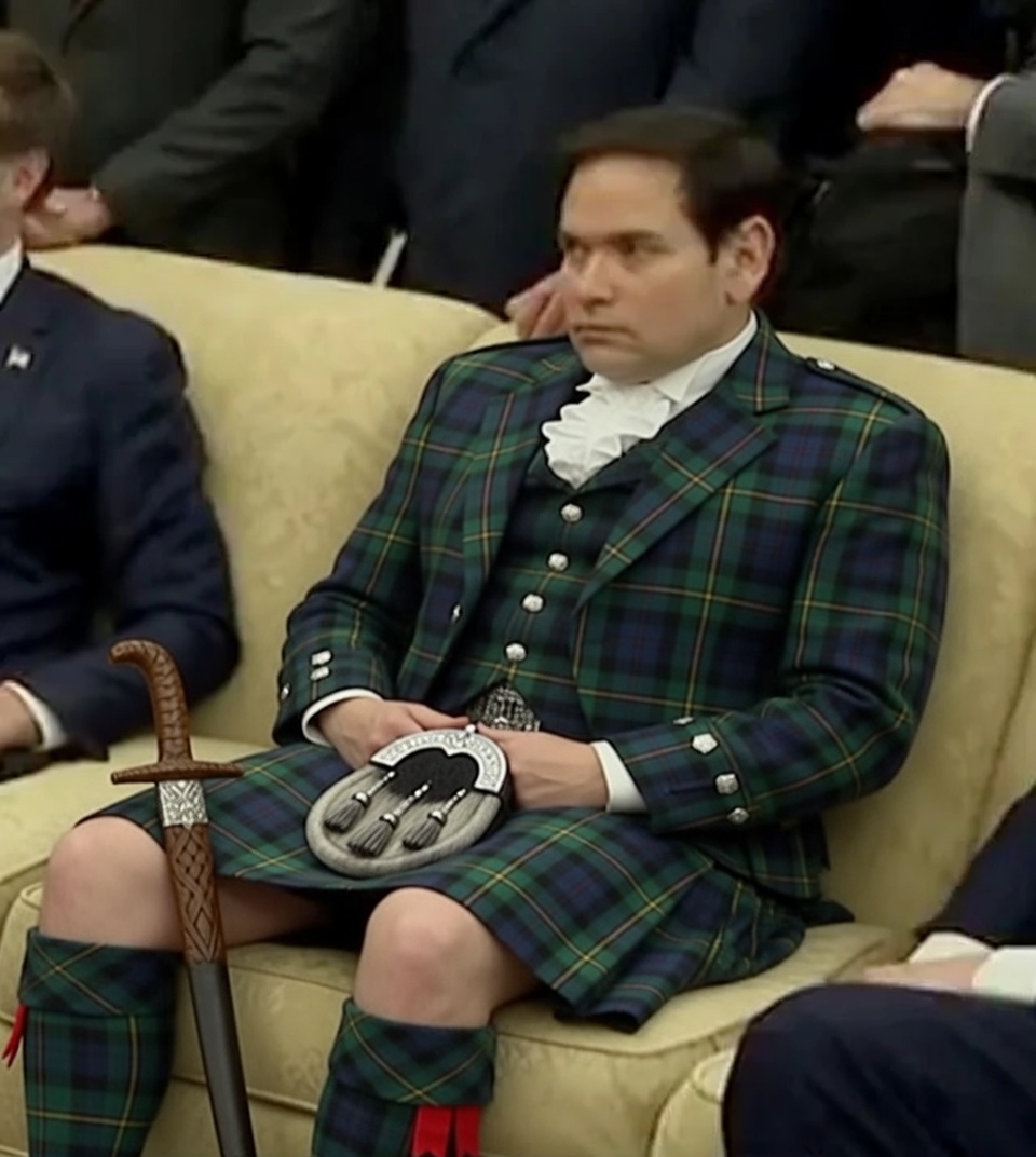 edward-avatar-man-formal-tartan-kilt-couch-655cbd.png
