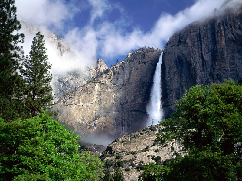 Upper Yosemite Falls, Yosemite National Park, California.jpg