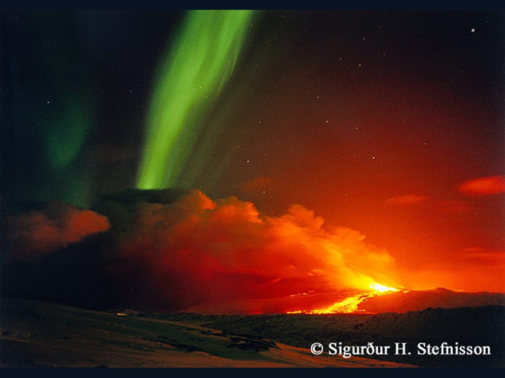 volcanoaurora2_shs.jpg