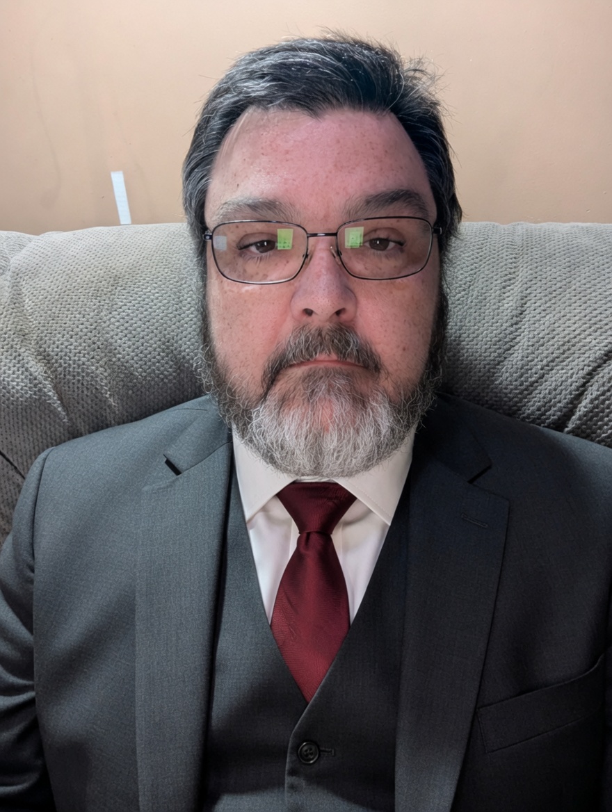 edward-avatar-bearded-man-suit-red-tie-portrait-f4379f.png