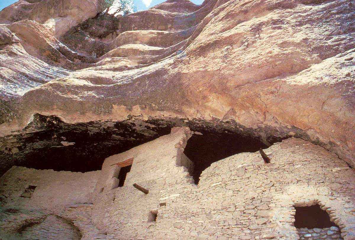 new_mexico010_gila_cliff_dwellings.jpg