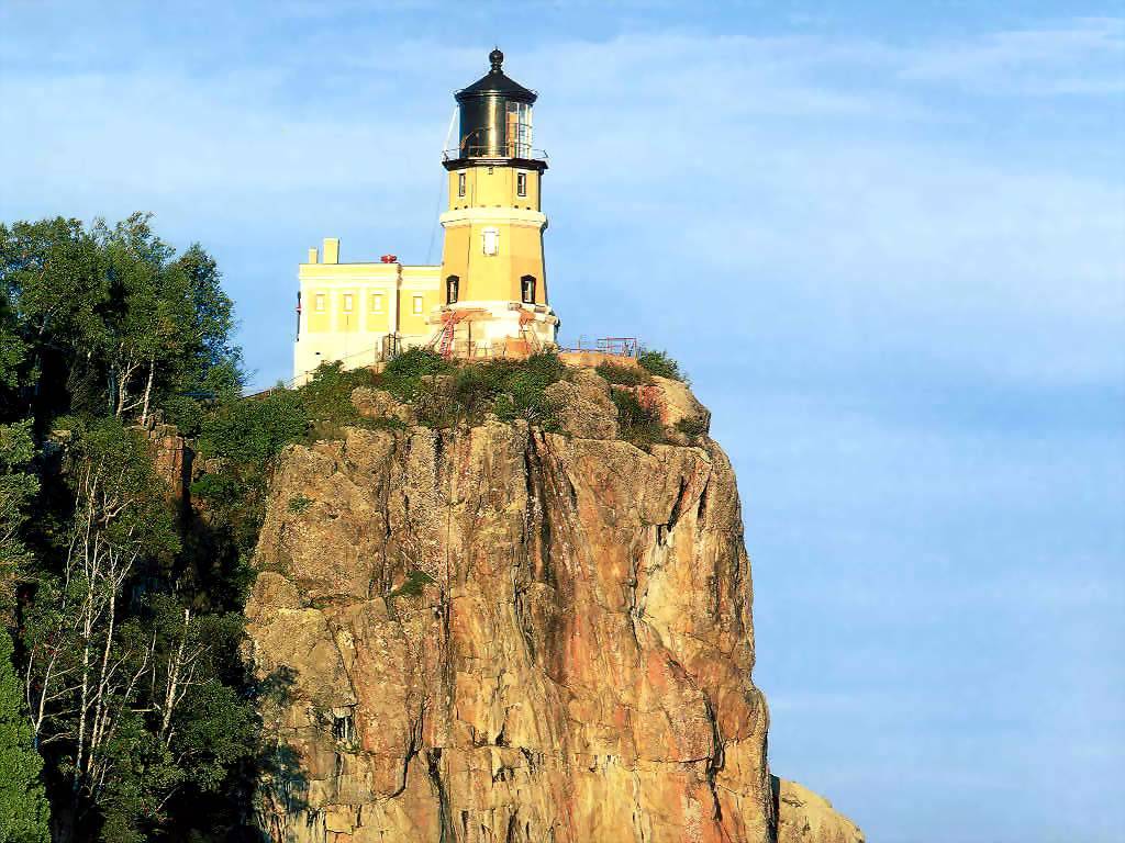 lighthouses_csg004_split_rock_lighthouse-minnesota.jpg